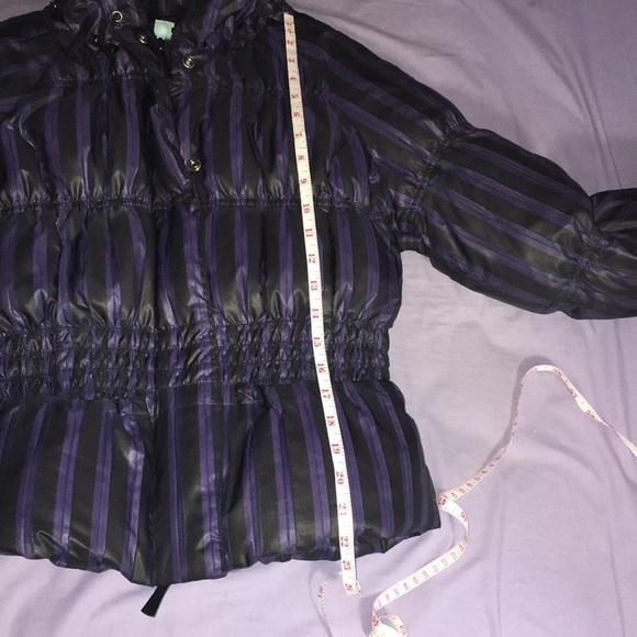 Gently worn down puffer jacket - Picture 9 of 10